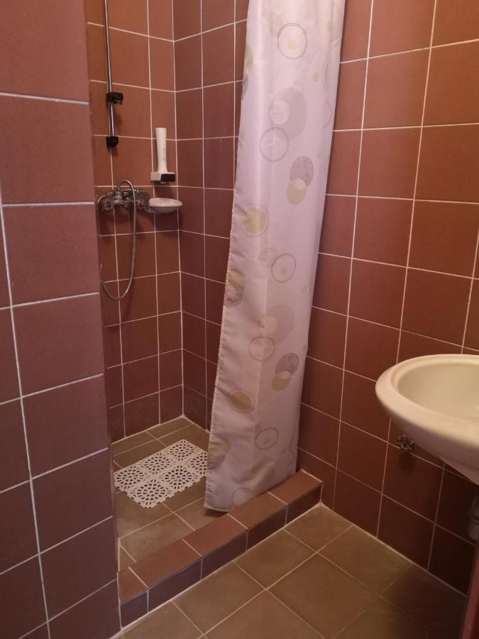 Parton Hotel & Bowling Tiszakécske المظهر الخارجي الصورة